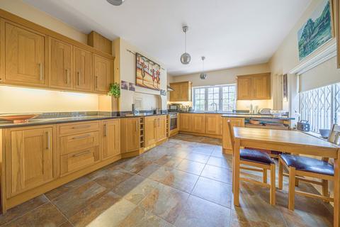 4 bedroom detached house for sale, Bassett Avenue, Bassett, Southampton, Hampshire, SO16