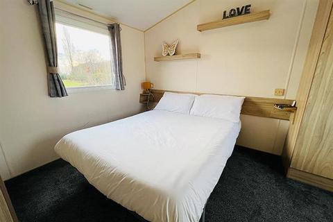 2 bedroom lodge for sale, Sleaford Road Tattershall