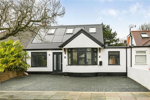 24 Glasbrook Avenue, Twickenham, TW2 6AH