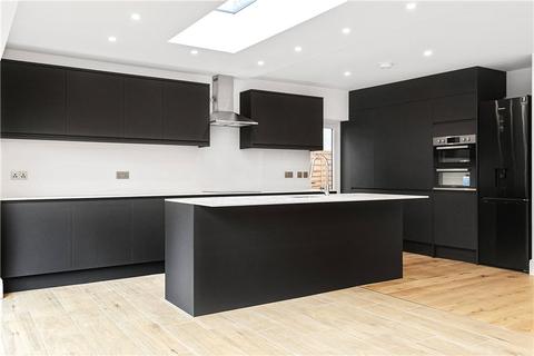 24 Glasbrook Avenue, Twickenham, TW2 6AH