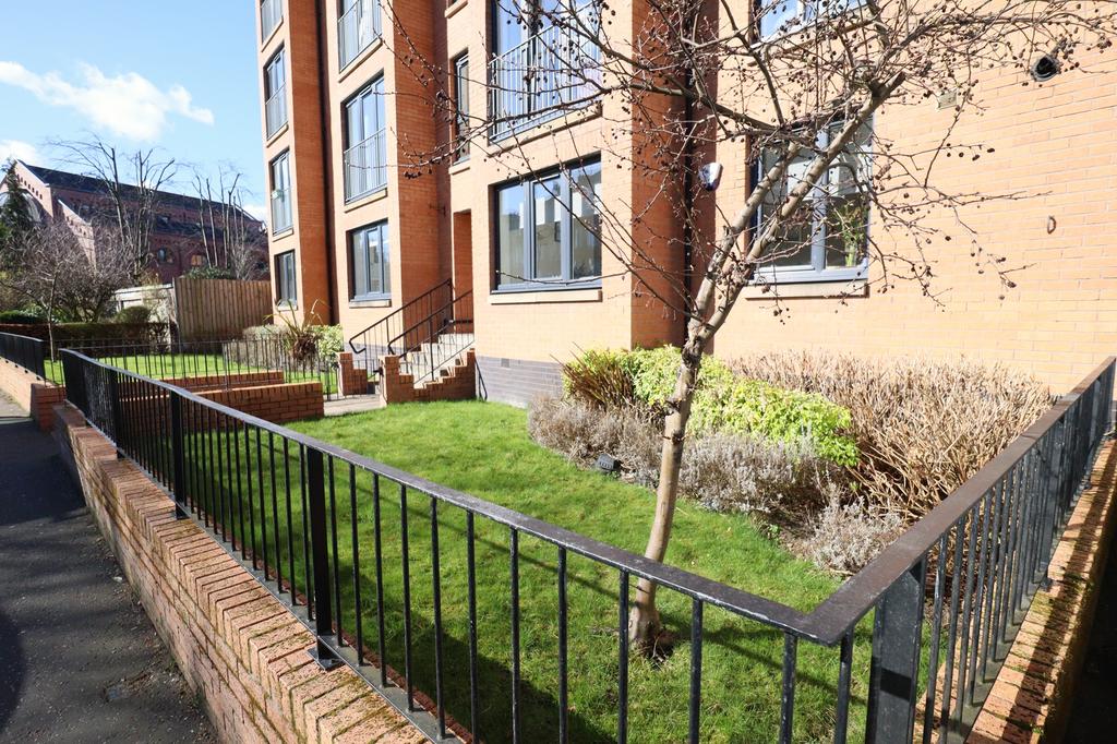 Communal front gardens