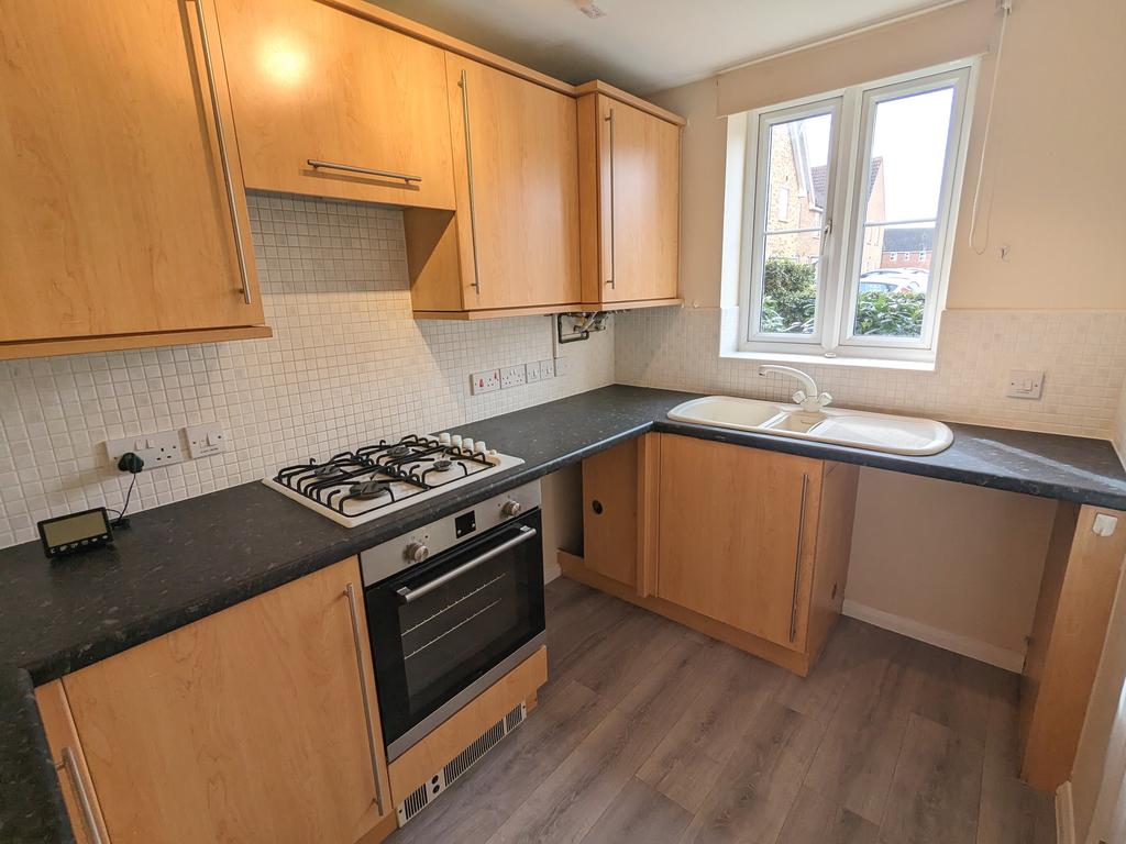 Hudson Way, Grantham, NG31 2 bed terraced house £750 pcm (£173 pw)