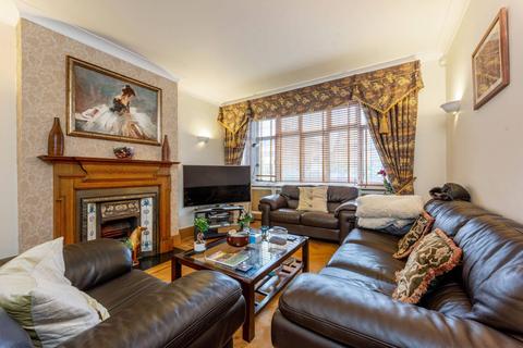 5 bedroom detached house for sale - Hartington Road, Grove Park, London, W4