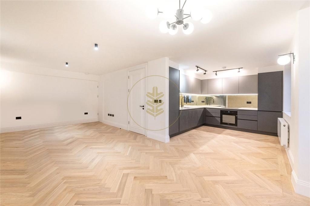 Shakespeare Road, Mill Hill, London, NW7 3 bed duplex £2,999 pcm (£