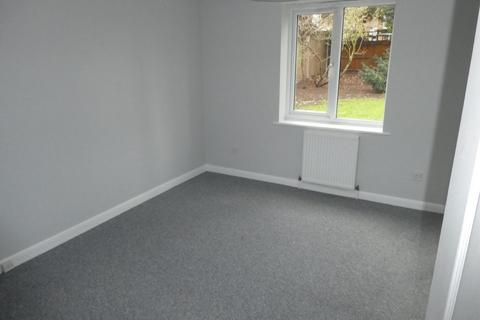 8 Old Mill Place, Romford, RM7 9QF