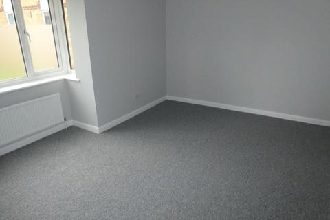 8 Old Mill Place, Romford, RM7 9QF