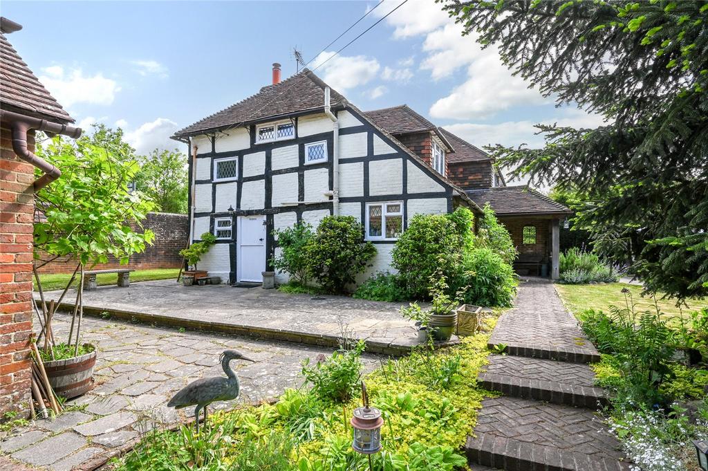Holmbush Lane, Woodmancote, Henfield, West Sussex, BN5 4 bed detached