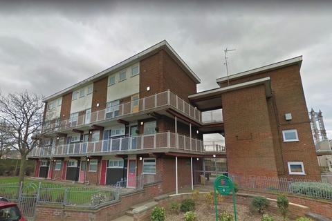 2 bedroom duplex for sale - Dickens Court, Great Yarmouth - Norfolk, NR30