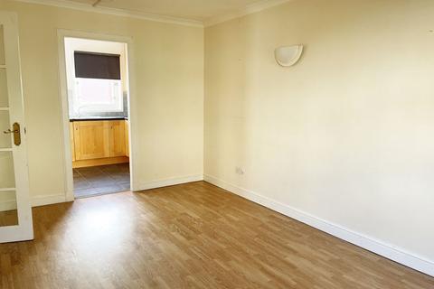 1 bedroom flat to rent, Woodbush Court, Dunbar, East Lothian, EH42