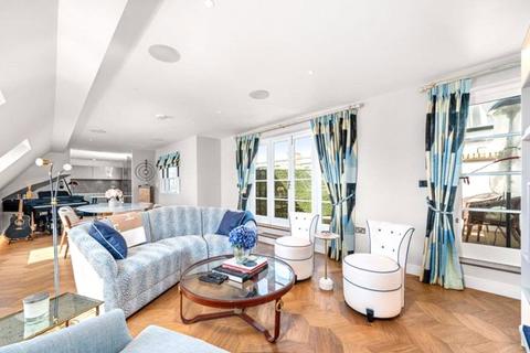 undefined, Bickenhall Mansions, Bickenhall Street, London
