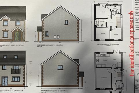 Detached house for sale, Heol Y Gors, Cwmgors, Ammanford, Carmarthenshire.