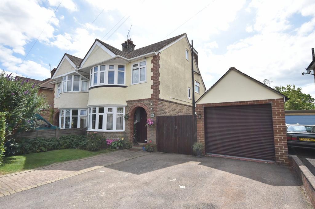 Horley, Surrey, RH6 4 bed semidetached house for sale £550,000