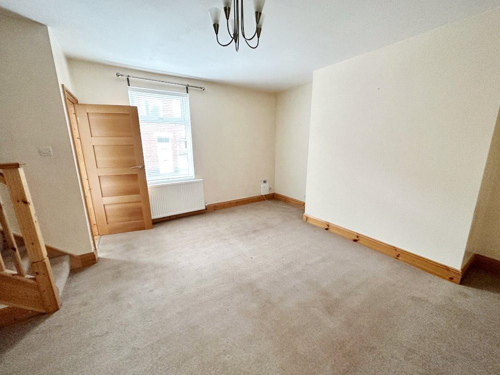 John Street, No Place, Stanley, DH9 3 bed end of terrace house £495