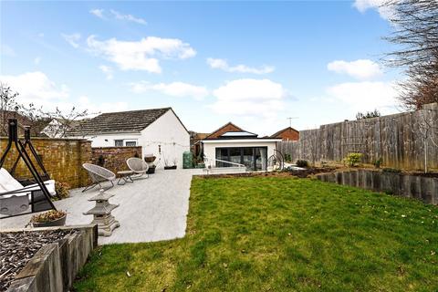 3 bedroom bungalow for sale, Sandown Close, Alton, Hampshire, GU34