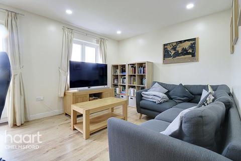 2 bedroom apartment for sale - Burghley Way, Chelmsford