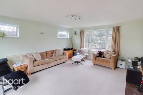 5 bedroom detached house for sale - Reigate Drive, Attenborough