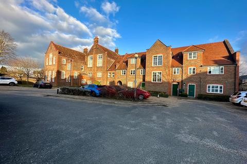 1 bedroom apartment to rent, Gammons Lane, North Watford, WD24