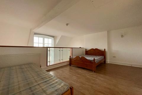1 bedroom apartment to rent, Gammons Lane, North Watford, WD24