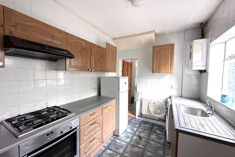 3 bedroom end of terrace house for sale, York Road, Canterbury, Kent, CT1 3TA