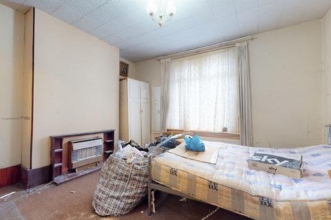 3 bedroom terraced house for sale - 2 Paget Terrace, Plumstead