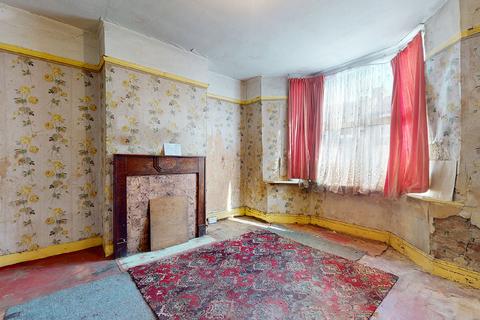 37 West Road, London, E15 3PX