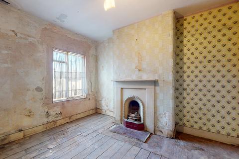 37 West Road, London, E15 3PX
