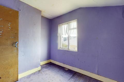 37 West Road, London, E15 3PX