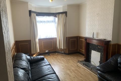 9 Albion Terrace, London, E4 7SB