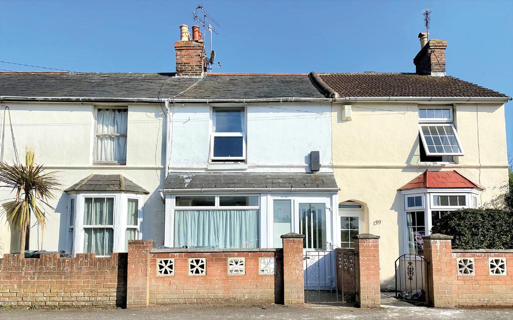 141 Cudworth Road, Willesborough... 2 bed terraced house £140,000