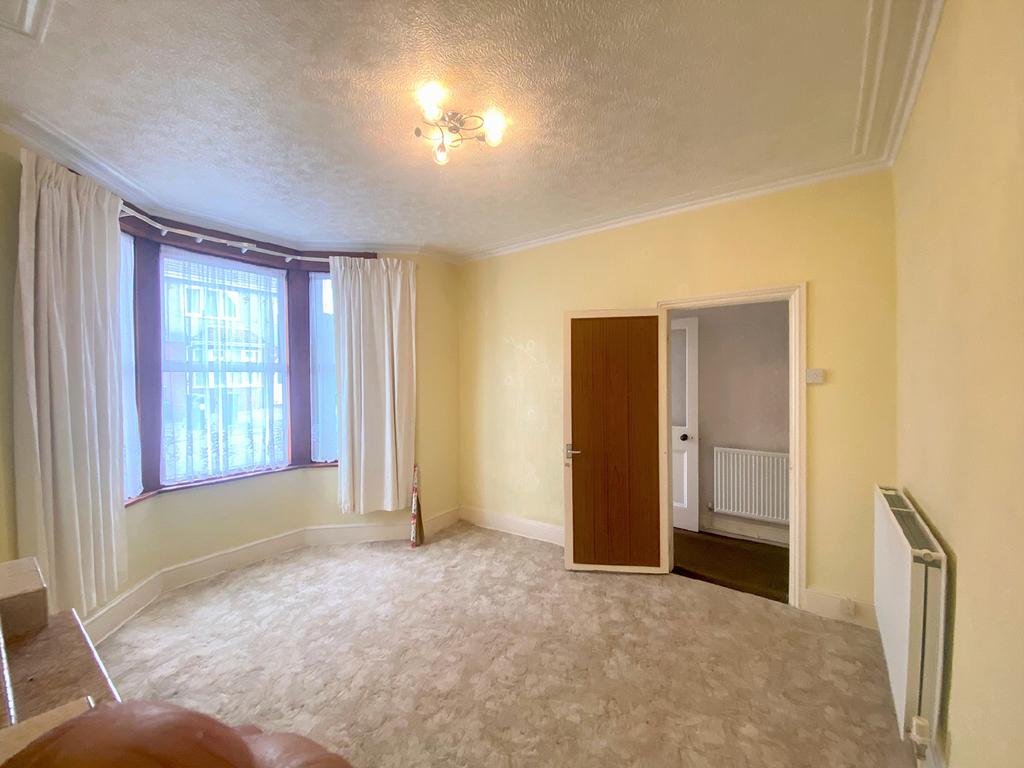 9 Britannia Road, Kingswood, Bristol 2 bed terraced house £110,000