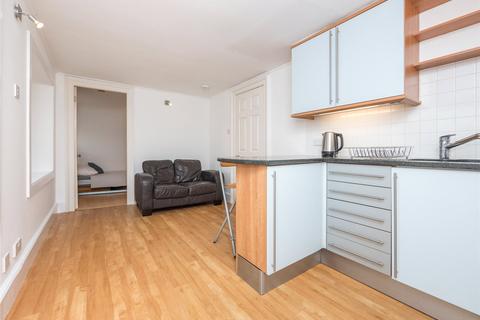 1 bedroom flat to rent, THE VAULTS, GILES STREET, Edinburgh, EH6