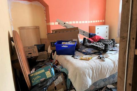 2 bedroom terraced house for sale - 12 Pitt Street, Hull