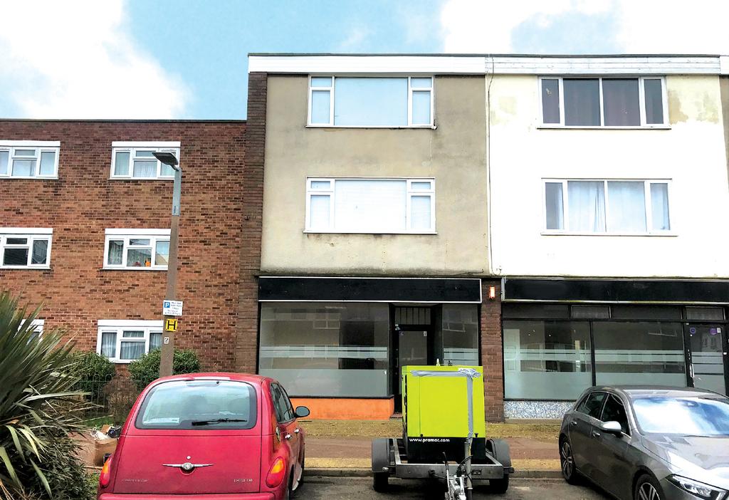 11 Avon Way, Shoeburyness... Shop £20,000