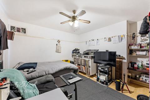 297 Holburne Road, London, SE3 8HE