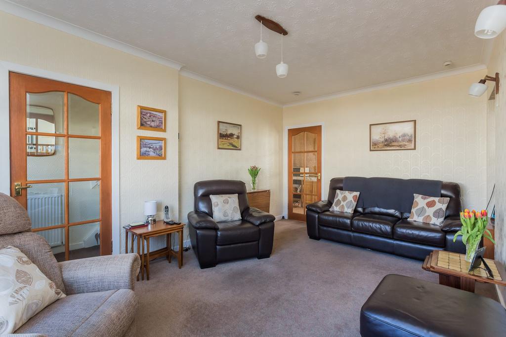 74 Dunchurch Road, Paisley, PA1 3EX 2 bed terraced house £155,000