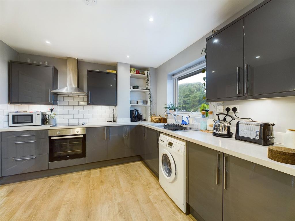 King Close, Cheltenham, Gloucestershire, GL53 2 bed apartment for sale £220,000