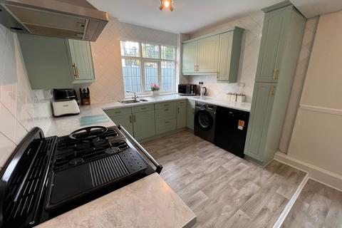 Trevaughan Gilfach Road, Tonyrefail, Porth, CF39 8HL
