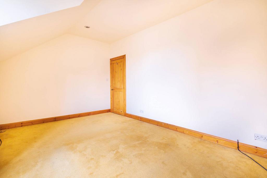 MFL6225220 276.jpg
