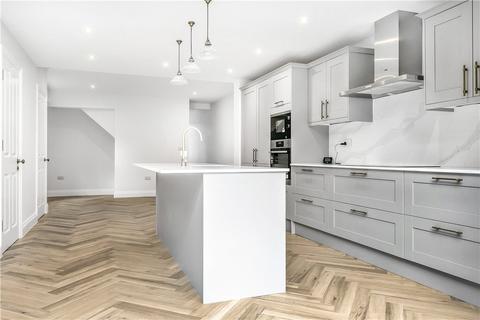 84 Mereway Road, Twickenham, TW2 6RG
