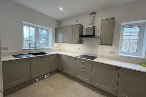 4 bedroom townhouse for sale, Ladhill Lane, Greenfield, Saddleworth, OL3
