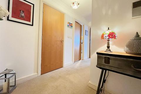1 bedroom retirement property for sale - Boscombe Spa