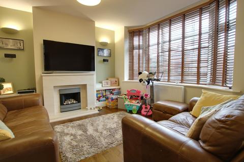 3 bedroom semi-detached house for sale, Bellemoor Road, Upper Shirley, Southampton