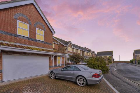 4 bedroom detached house for sale, Wight Way, Selsey