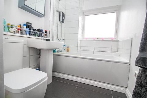 Studio for sale, Wingletye Lane, Hornchurch, RM11