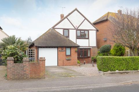 4 bedroom detached house for sale, Cliff Road, Birchington-On-Sea, CT7