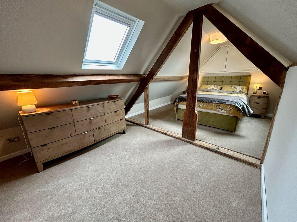 Bedroom 1 (Double with Ensuite)
