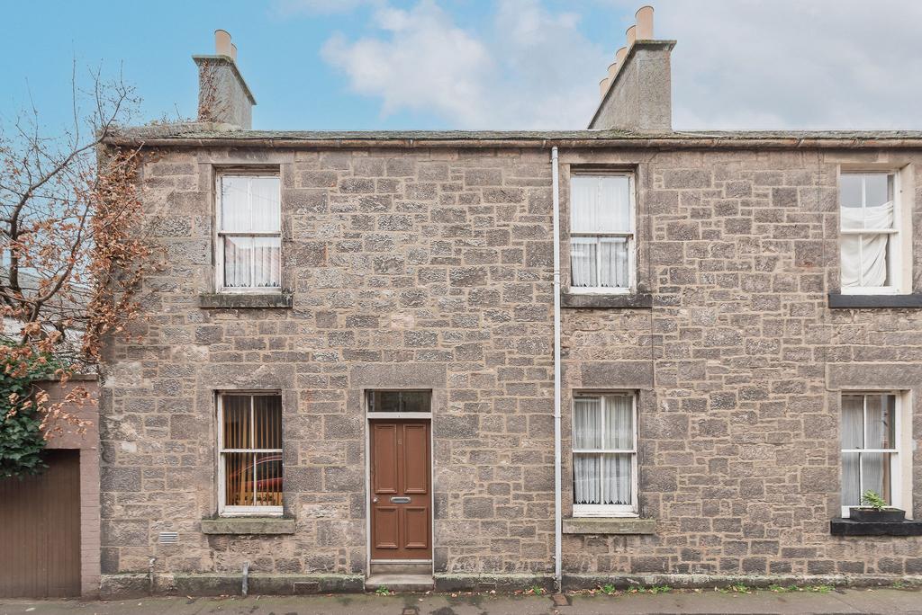 6 Hercus Loan, Musselburgh, EH21 6AY 2 bed semidetached house £245,000