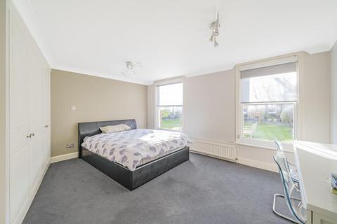 44 Hillgate Place, London, SW12 9ES