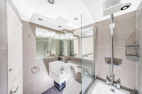 44 Hillgate Place, London, SW12 9ES
