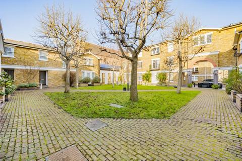44 Hillgate Place, London, SW12 9ES